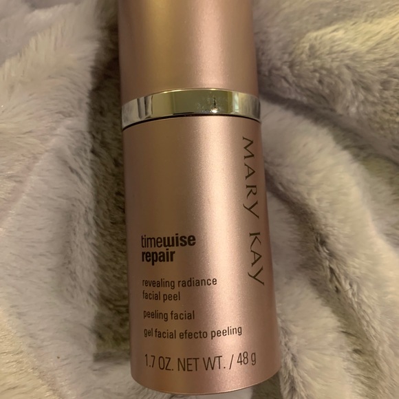 Mary Kay revealing radiance peel